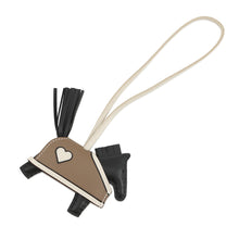 将图像加载到图库查看器中,HERMES Robeo Cool Bag Charm Black/Etoupe Lambskin Size PM