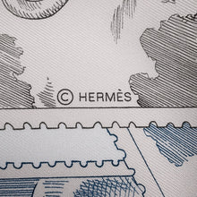 Load image into Gallery viewer, HERMES Carre Fauve stamp enthusiast Size 90 Rose・Pearl / Gray / WhiteH004205S Silk100%