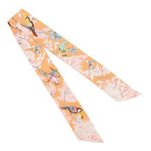 将图像加载到图库查看器中,HERMES Twilly EQUATEUR Directly below the equator Apricot/Crème/Propcolor Silk100%