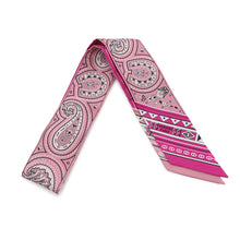 将图像加载到图库查看器中,HERMES Twilly 《Cheval de Coeur Bandana》 Fuchsia / Vieux Rose / White Silk100%