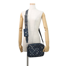 将图像加载到图库查看器中,LOUIS VUITTON Trio Messenger Navy BlueM28618 Monogram Shadow