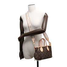 Load image into Gallery viewer, LOUIS VUITTON BeigeM46705 Monogram Size BB