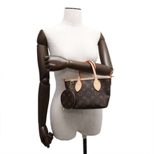 Load image into Gallery viewer, LOUIS VUITTON BeigeM46705 Monogram Size BB