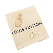 将图像加载到图库查看器中，LOUIS VUITTON Hang-on BrownM47031 Monogram
