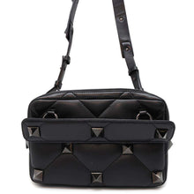 将图像加载到图库查看器中，Valentino Garavani Roman Studded Shoulder Bag Black WY0B0B26CFV Lambskin
