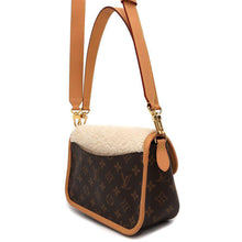 将图像加载到图库查看器中，LOUIS VUITTON Diane NM BrownM46317 Monogram Shearling Size PM
