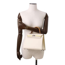 Load image into Gallery viewer, HERMES Kelly Sellier tricolor Nata/Sesame/Jaune Poussin Epsom Size 25
