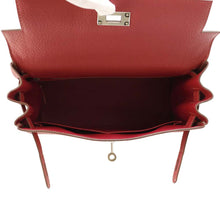 Load image into Gallery viewer, HERMES Kelly Retourne Rouge Grenat Togo Leather Size 28
