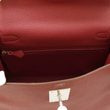 Load image into Gallery viewer, HERMES Kelly Retourne Rouge Grenat Togo Leather Size 28
