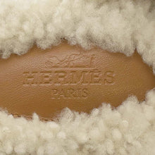 Load image into Gallery viewer, HERMES Oz Mule Natural/Ecru Chevre Velour Sheepskin Size 35
