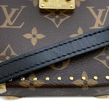 将图像加载到图库查看器中，LOUIS VUITTON Camera box NoirM82465 Monogram Monogram Reverse Canvas
