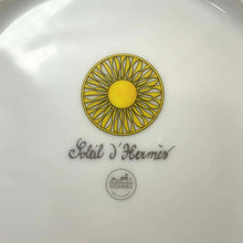 将图像加载到图库查看器中，HERMES Soleil de HERMES Dessert Plates, Set of 2 White/Yellow Porcelain
