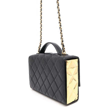 将图像加载到图库查看器中，CHANEL Matelasse Side Plate 2WAY Shoulder Bag Black Lambskin
