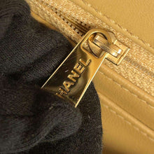 将图像加载到图库查看器中，CHANEL Matelasse Single Flap ChainShoulder Bag Beige Lambskin Size 25
