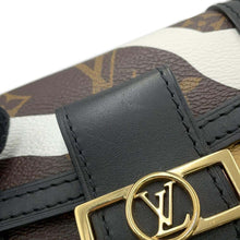 Load image into Gallery viewer, LOUIS VUITTON Bumbag・Dauphine NoirM69086 Monogram League of Legends Size BB
