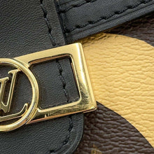 Load image into Gallery viewer, LOUIS VUITTON Bumbag・Dauphine NoirM69086 Monogram League of Legends Size BB
