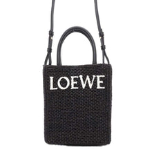 将图像加载到图库查看器中，LOEWE Standard A5 Tote Bag Black/WhiteA563S30X09 Raffia
