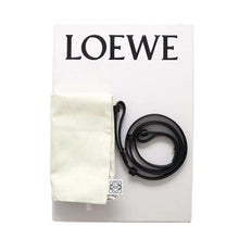 将图像加载到图库查看器中，LOEWE Standard A5 Tote Bag Black/WhiteA563S30X09 Raffia
