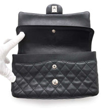 Load image into Gallery viewer, CHANEL Matelasse ChainShoulder Bag BlackA01112 Soft Caviar Leather Size 25
