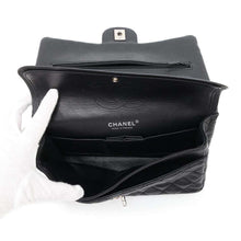 Load image into Gallery viewer, CHANEL Matelasse ChainShoulder Bag BlackA01112 Soft Caviar Leather Size 25
