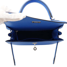 Load image into Gallery viewer, HERMES Kelly Sellier Blue france Epsom Size 25
