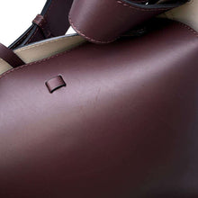 将图像加载到图库查看器中，BURBERRY Bucket Shoulder Bag Bordeaux4075891 Leather Size Medium
