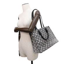 Load image into Gallery viewer, LOUIS VUITTON Onthego Noir/WhiteM46448 Monogram・Jacquard Denim Size MM
