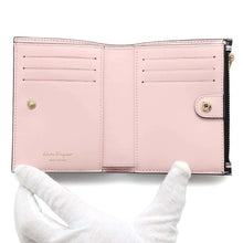 将图像加载到图库查看器中，Ferragamo Vara Ribbon Stripe Bifold Wallet Pink/Black22 0255 Leather
