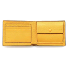 将图像加载到图库查看器中，GUCCI Embossed Logo Bifold Wallet Yellow658681 Leather
