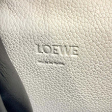 将图像加载到图库查看器中，LOEWE Barcelona Shoulder Bag Ivory Leather Size Mini
