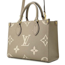 将图像加载到图库查看器中，LOUIS VUITTON Onthego Tourterelle claimM45779 Monogram Empreinte Leather Monogram Giant Size PM
