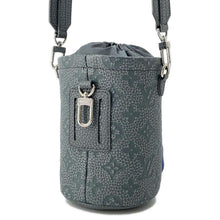 Load image into Gallery viewer, LOUIS VUITTON Chalk・Pouch granite grayM81572 Taurillon Clamming
