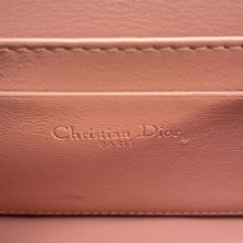 将图像加载到图库查看器中，Dior Cannage ChainPouch Pink Patent Leather
