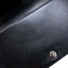 将图像加载到图库查看器中，CHANEL Boy Chanel Shoulder Bag Black Shiny Calf Leather Size 28
