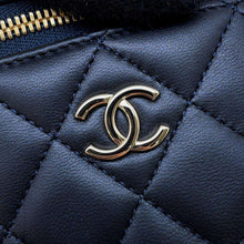 Load image into Gallery viewer, CHANEL Matelasse 2WAY ChainShoulder Vanity NavyAP2198 Lambskin
