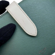 将图像加载到图库查看器中，CELINE Medium Strap Wallet Green10B643BRU Leather
