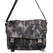 将图像加载到图库查看器中，PRADA Camouflage Shoulder Bag Green/Black Nylon
