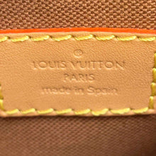 将图像加载到图库查看器中，LOUIS VUITTON Fold Me Pouch BrownM80874 Monogram
