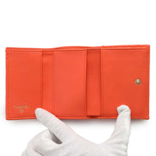 将图像加载到图库查看器中，CHANEL Classic Small flap wallet OrangeAP0230 Lambskin
