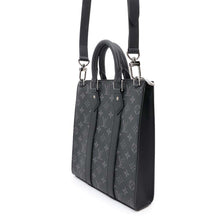 将图像加载到图库查看器中，LOUIS VUITTON Sac Plat NoirM46456 Monogram Eclipse
