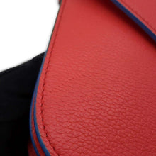 将图像加载到图库查看器中，MCM Shoulder Bag Red/Blue Leather
