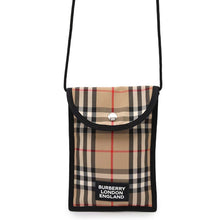 将图像加载到图库查看器中，BURBERRY Nova Check Shoulder Phone Case Beige/Black8026664 Nylon
