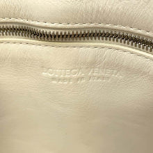 Load image into Gallery viewer, Bottega Veneta Arco Tote Bag White Leather Size Large
