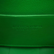 将图像加载到图库查看器中，Bottega Veneta Candy Cassette Shoulder Bag Parakeet666688 Lambskin
