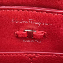 将图像加载到图库查看器中，Ferragamo Vara Ribbon Shoulder Bag Red21I287 Leather
