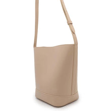 将图像加载到图库查看器中，CELINE Triomphe Shoulder Bag Beige113783DU3 Leather
