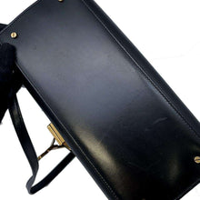 Load image into Gallery viewer, SAINT LAURENT PARIS Cassandra Shoulder Bag Black578000 Leather
