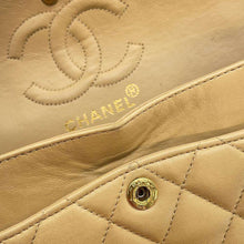 Load image into Gallery viewer, CHANEL Matelasse ChainShoulder BeigeA01113 Lambskin Size 23
