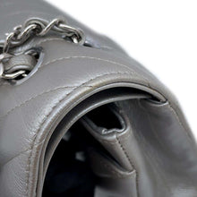 Load image into Gallery viewer, CHANEL Matelasse V Stitch ChainShoulder SilverA01112 Caviar Leather
