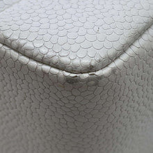 Load image into Gallery viewer, CHANEL Diana 2wayChainShoulder WhiteA01165 Caviar Leather
